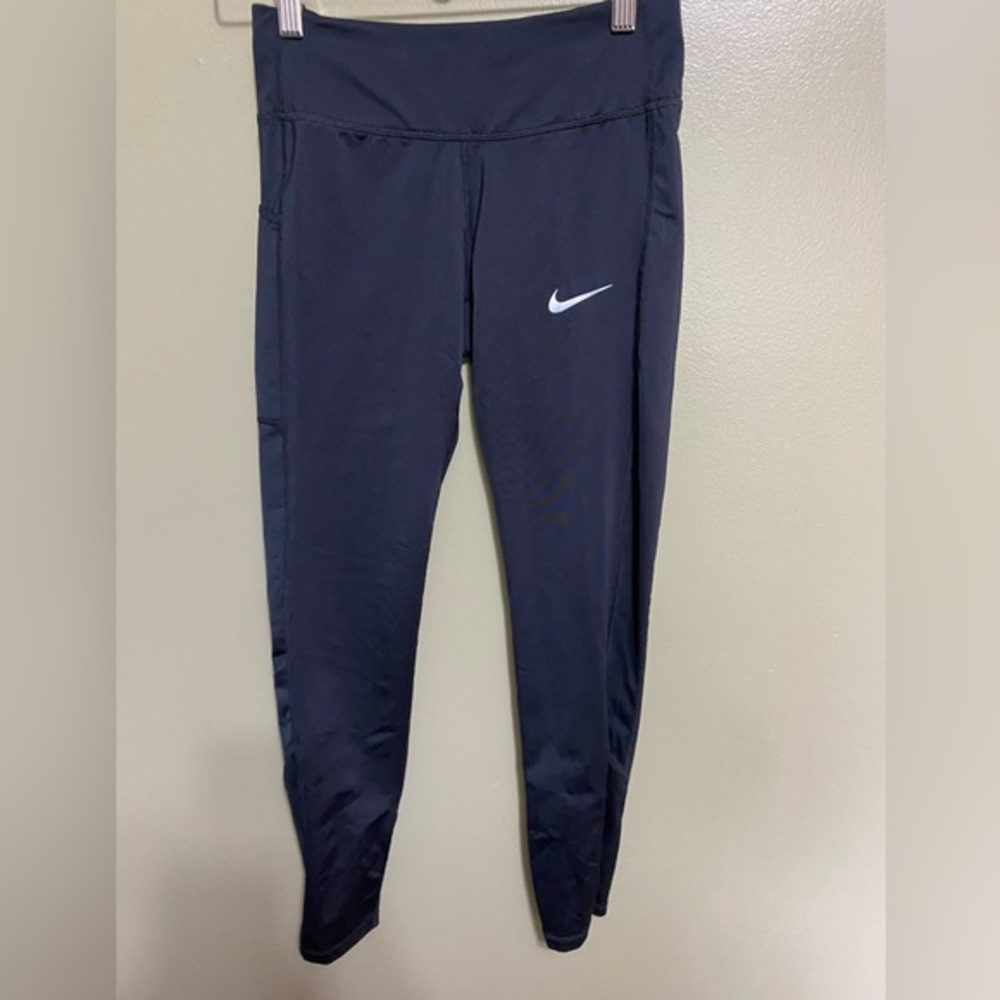 Nike Dri-Fit Leggings, Size XS‎